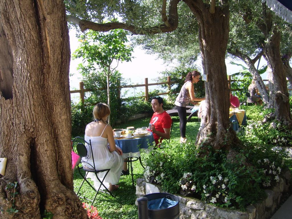 World Center Panzió Amalfi Kültér fotó