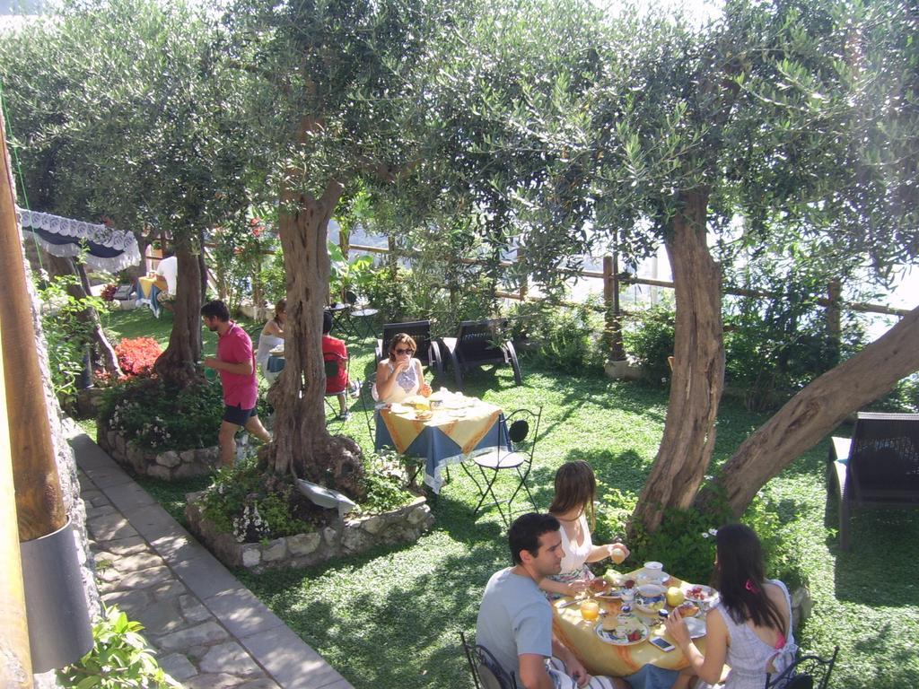 World Center Panzió Amalfi Kültér fotó
