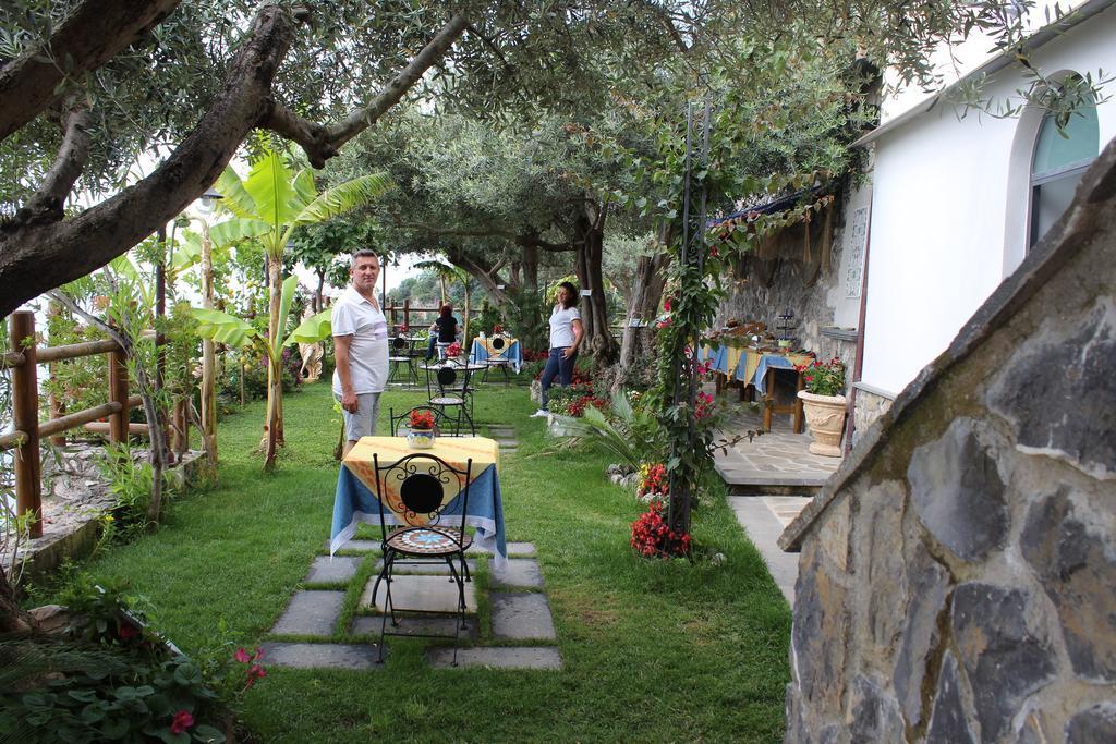 World Center Panzió Amalfi Kültér fotó